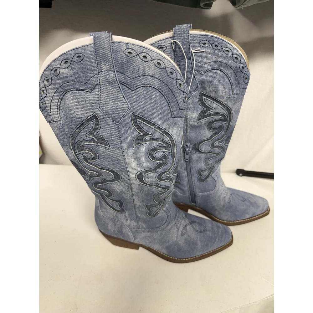 Wild fable women blue  embroidered western  Embroidered cowboy Boots Size 6.5